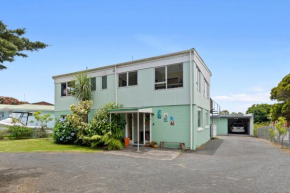 Tahuna Family Escape - Paihia Holiday Home